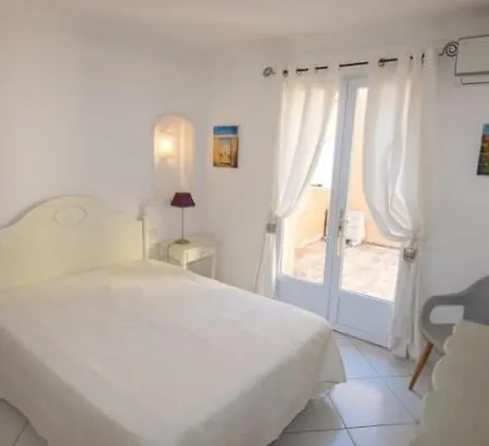 Lila Villa *