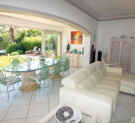 Villa Lila