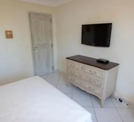 Lila Villa